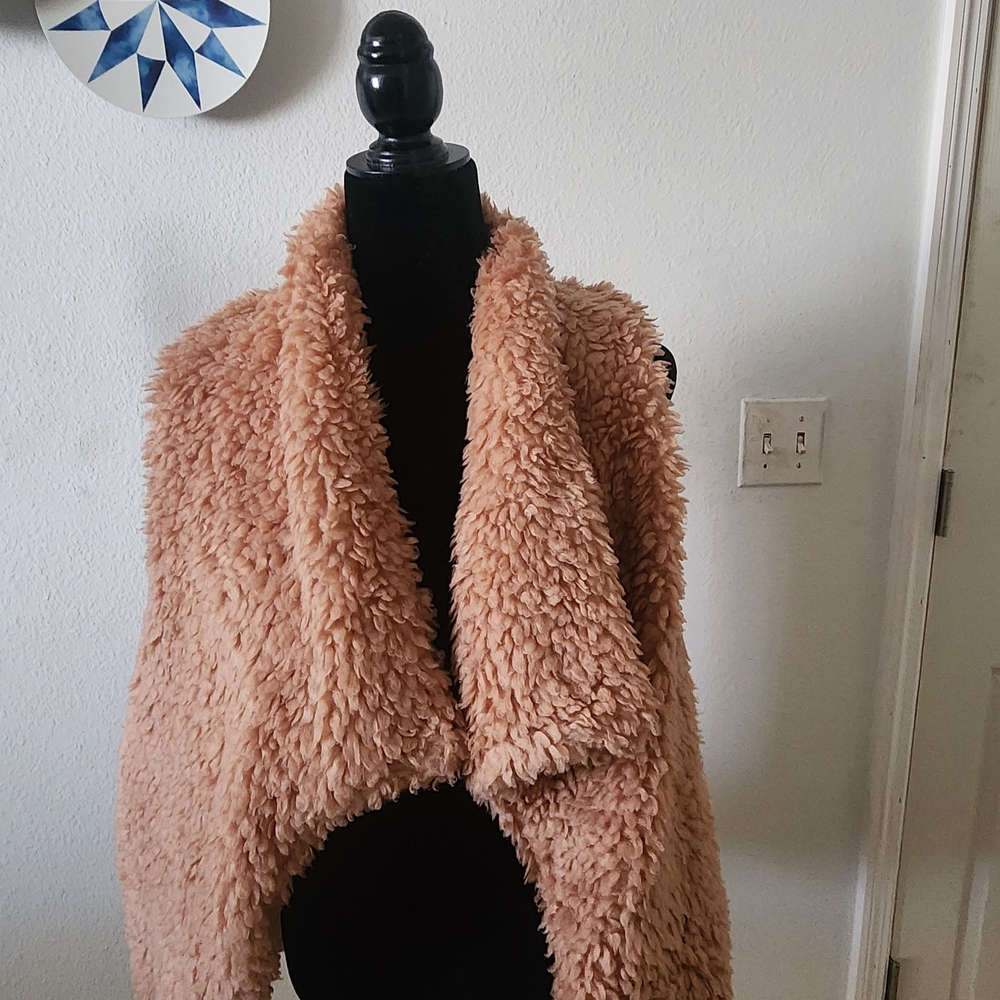 Fab'rik Women’s M Beige Taupe Faux Fur Teddy Shaggy Long Sleeveless Jacket Vest